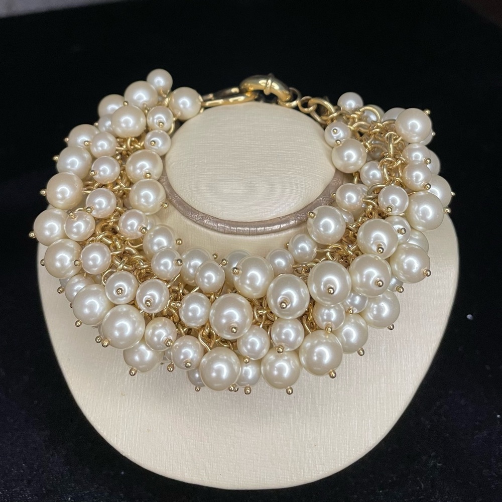 J. Crew pearl bracelet